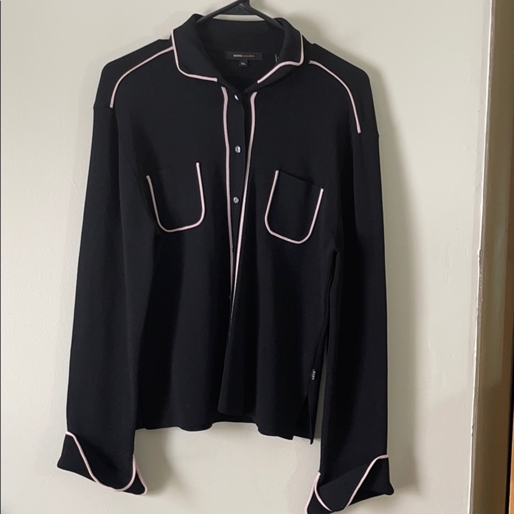 BCBGMaxAzria button up long sleeve piping detail knit top sz XL business casual